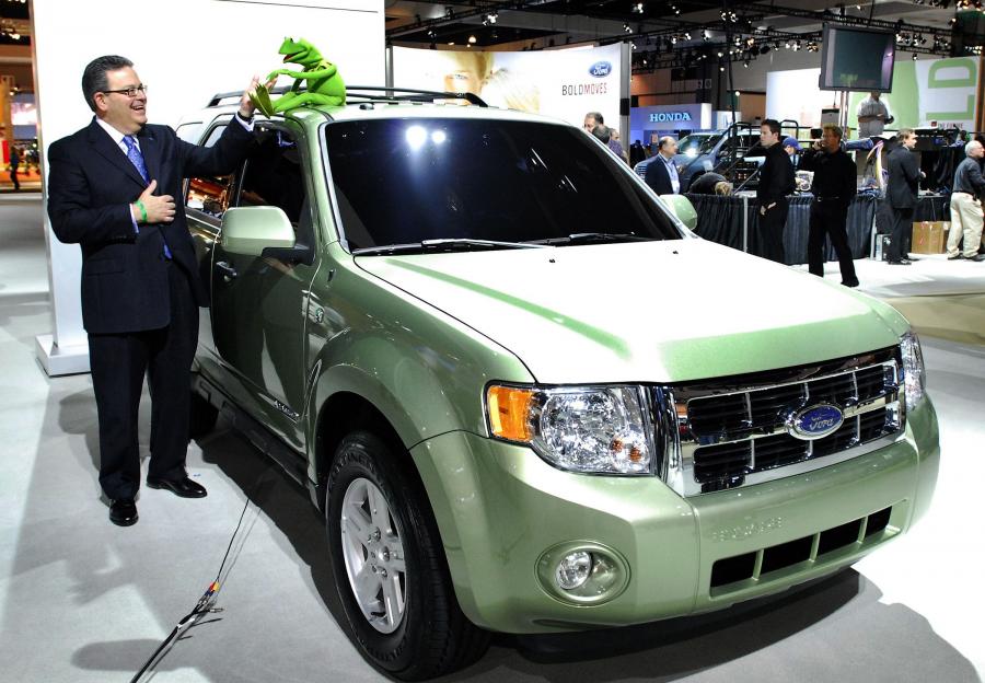  Ford Escape Hybrid 2008 года  (фото 23 из 33)